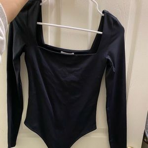 Aritzia Babaton Contour Bodysuit
